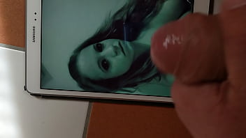 Estonian jerks his dick off to a nude picture of his girlfriend