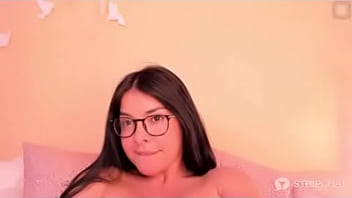 Romanian babe masturbates shaved pussy with a finger